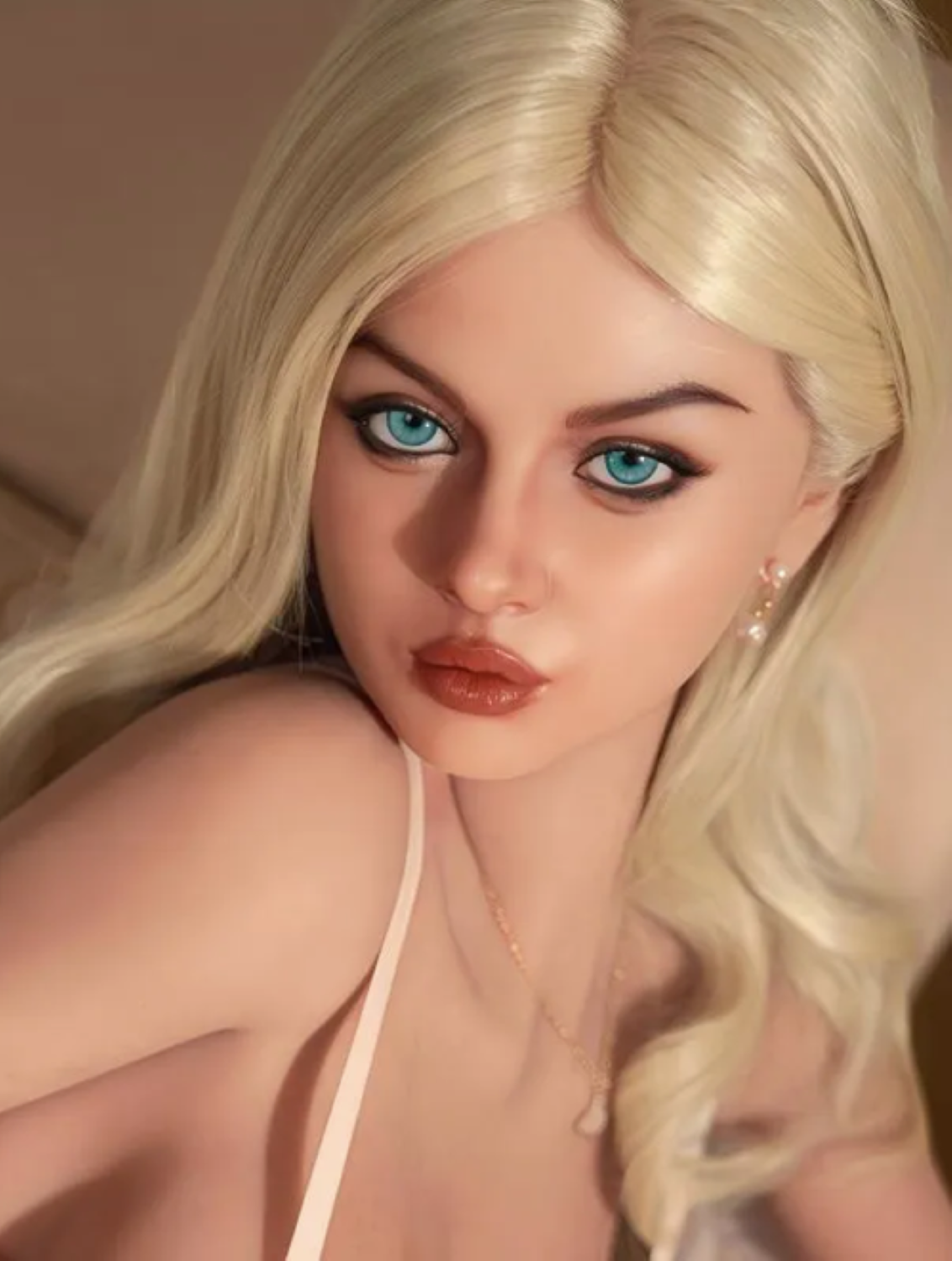 The Secret Companion Amelia — 157 см